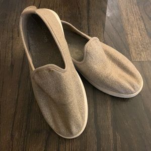 Allbirds slip ons size 8.